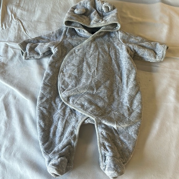 GAP - Grey quilted bunting bag winter onesie. Size 0-3 months. - Picture 1 of 5